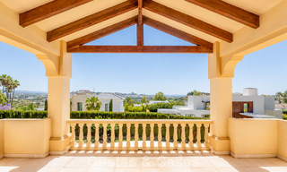 Spacieuse villa avec vue sur la mer et un fantastique potentiel de rénovation à vendre à La Quinta, Marbella - Benahavís 803493 