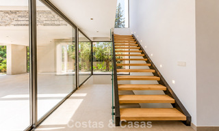 Nouvelle villa moderne exclusive prête à emménager à vendre dans un quartier résidentiel en bord de mer près de San Pedro, Marbella 803587 