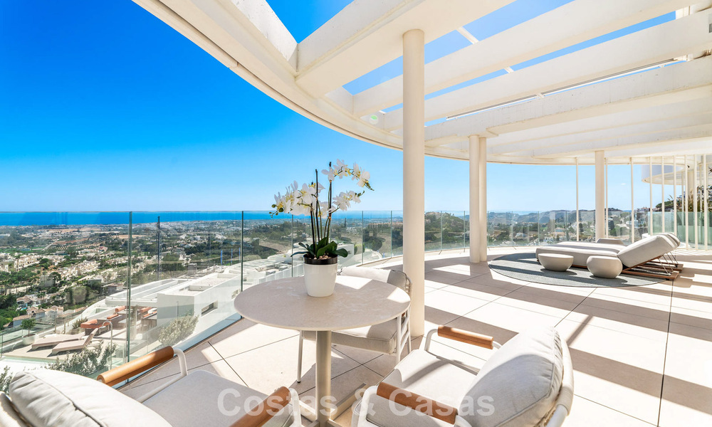 Penthouse duplex contemporain exclusif avec vue panoramique sur la mer à vendre à Marbella - Benahavís 803771