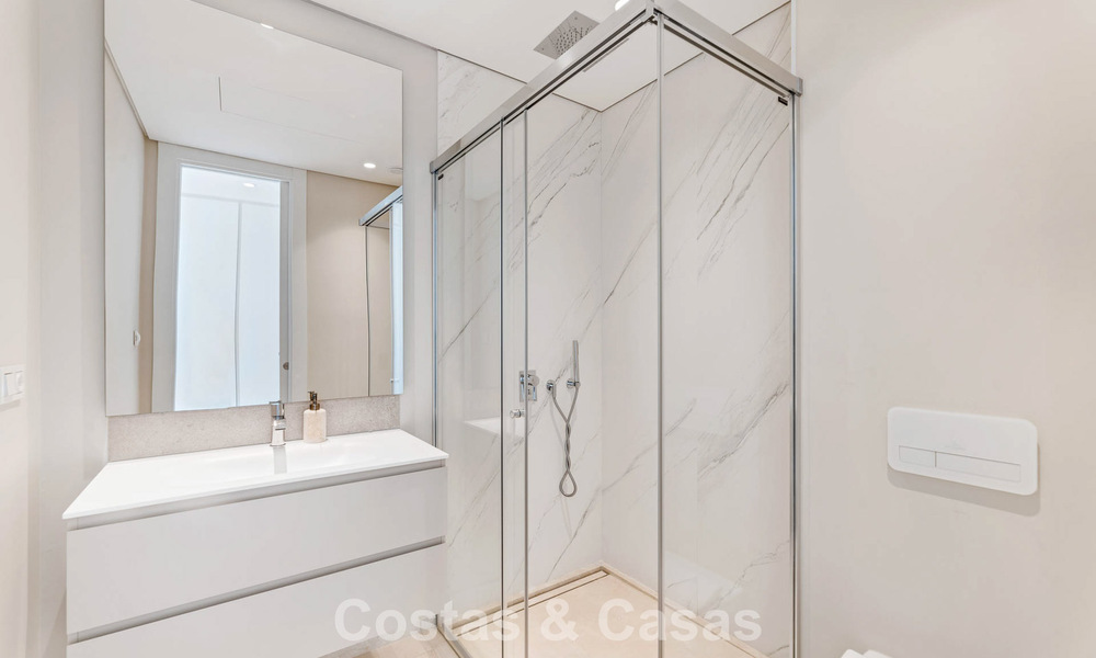 Penthouse duplex contemporain exclusif avec vue panoramique sur la mer à vendre à Marbella - Benahavís 803773