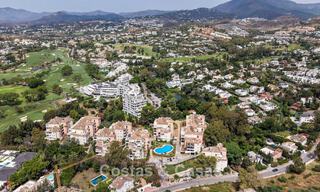Spacieux appartement avec une grande terrasse à vendre à quelques pas des commodités à Aloha, Nueva Andalucía, Marbella 803620 