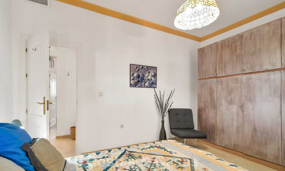 Spacieux appartement avec une grande terrasse à vendre à quelques pas des commodités à Aloha, Nueva Andalucía, Marbella 803635