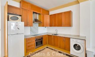 Spacieux appartement avec une grande terrasse à vendre à quelques pas des commodités à Aloha, Nueva Andalucía, Marbella 803648 
