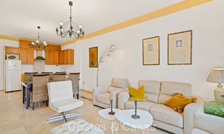 Spacieux appartement avec une grande terrasse à vendre à quelques pas des commodités à Aloha, Nueva Andalucía, Marbella 803654 