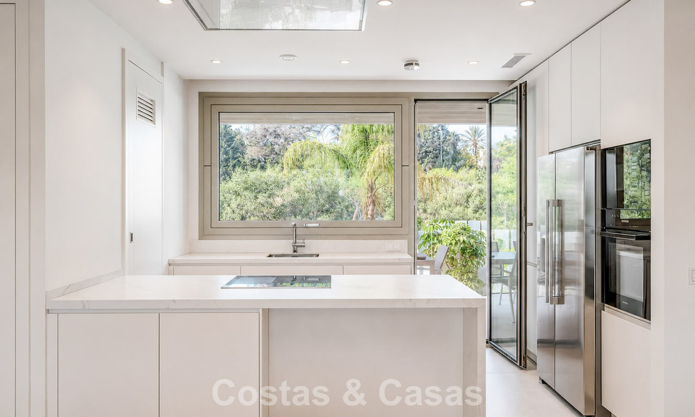 Appartement moderne prestigieux de 3 chambres prêt à emménager à vendre sur le Golden Mile de Marbella 803808