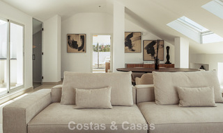 Penthouse boutique à vendre à quelques minutes à pied des commidités et de Puerto Banús, Nueva Andalucía, Marbella 803829 