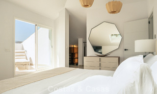 Penthouse boutique à vendre à quelques minutes à pied des commidités et de Puerto Banús, Nueva Andalucía, Marbella 803840 