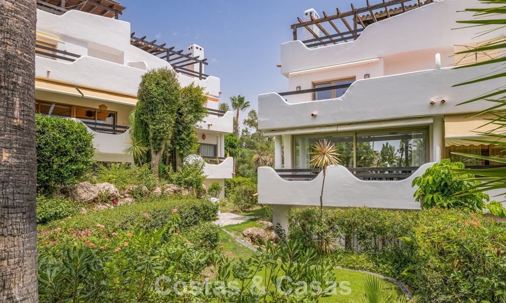 Maison mitoyenne exclusive avec terrasse sur le toit à vendre sur le Golden Mile de Marbella 803852