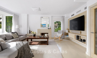 Maison mitoyenne exclusive avec terrasse sur le toit à vendre sur le Golden Mile de Marbella 803865 