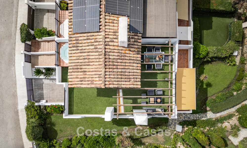 Maison mitoyenne exclusive avec terrasse sur le toit à vendre sur le Golden Mile de Marbella 803873