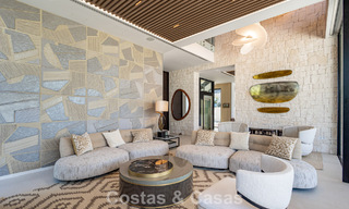 Villa de luxe contemporaine d'exception en première ligne de plage à vendre à San Pedro, Marbella 803674 