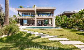 Villa de luxe contemporaine d'exception en première ligne de plage à vendre à San Pedro, Marbella 803683 