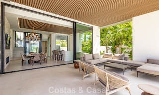 Villa de luxe contemporaine d'exception en première ligne de plage à vendre à San Pedro, Marbella 803689 