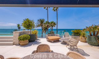 Villa de luxe contemporaine d'exception en première ligne de plage à vendre à San Pedro, Marbella 803703 