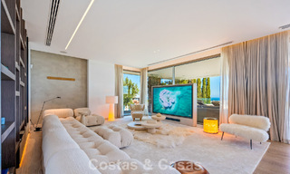 Villa de luxe d'exception avec vue sur la mer à vendre dans une résidence sécurisée à La Quinta, Marbella - Benahavís 803733 