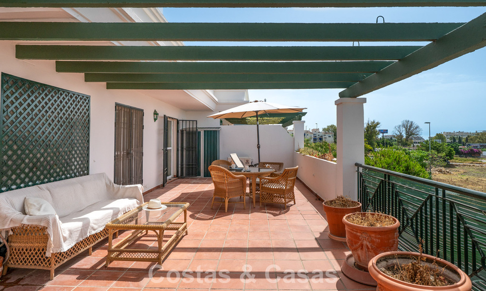 Spacieux appartement à vendre à distance de marche de la plage et de Puerto Banús, Marbella 803952