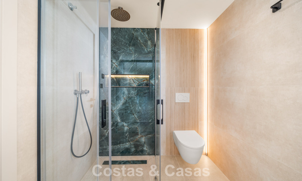 Appartement de luxe rénové avec vues panoramiques à vendre à Nueva Andalucía, Marbella 804078