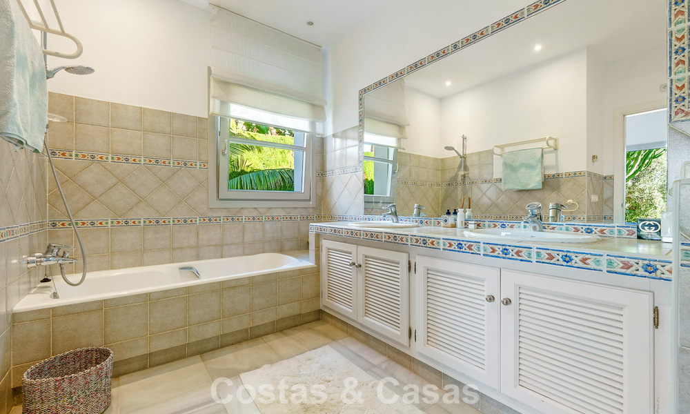 Encantadora villa de estilo mediterráneo en venta en Sierra Blanca, en la Milla de Oro de Marbella 804011