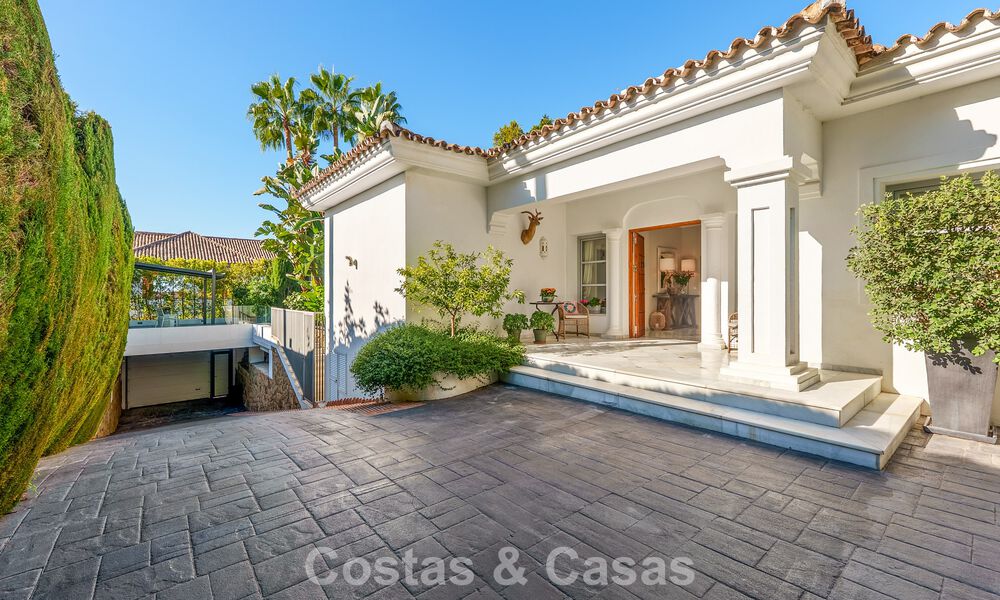Encantadora villa de estilo mediterráneo en venta en Sierra Blanca, en la Milla de Oro de Marbella 804026