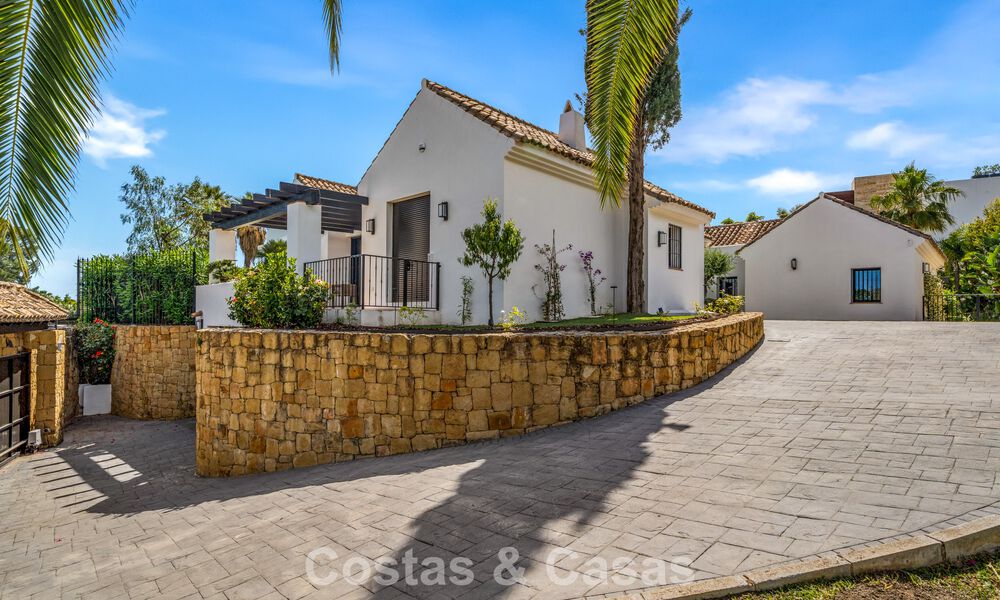 Élégante villa méditerranéenne rénovée à vendre à Cascada de Camoján, sur le Golden Mile de Marbella 804155