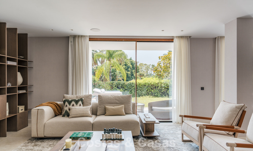 Appartement duplex avec jardin, entièrement rénové, à vendre à Nueva Andalucía, Marbella 804211