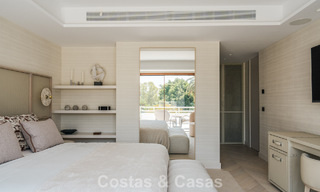 Appartement duplex avec jardin, entièrement rénové, à vendre à Nueva Andalucía, Marbella 804229 