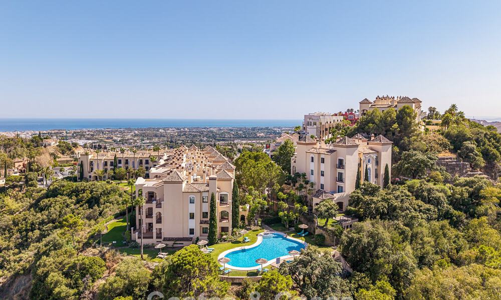 Penthouse de luxe avec vue panoramique sur la mer à vendre à La Quinta, Marbella - Benahavís 804291