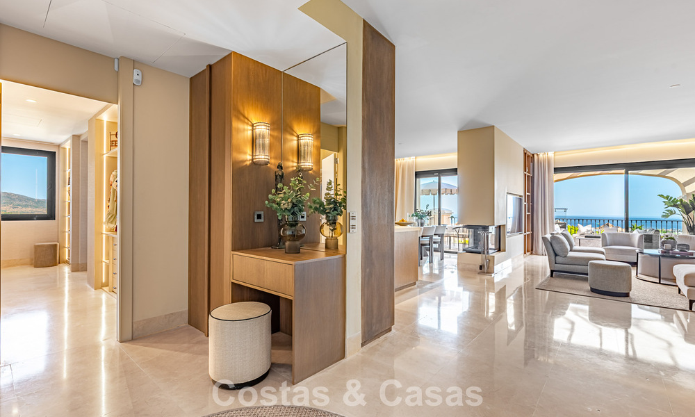 Penthouse de luxe avec vue panoramique sur la mer à vendre à La Quinta, Marbella - Benahavís 804302