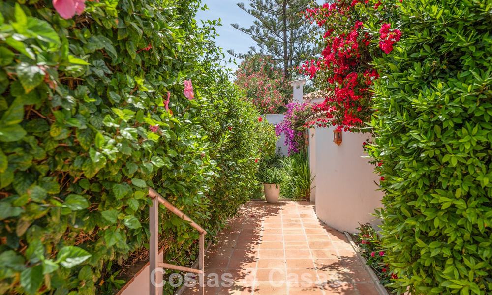 Villa méditerranéenne authentique avec logement indépendant pour invités à vendre près de la plage, San Pedro Playa, Marbella 804348