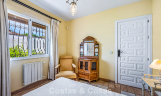 Villa méditerranéenne authentique avec logement indépendant pour invités à vendre près de la plage, San Pedro Playa, Marbella 804355 