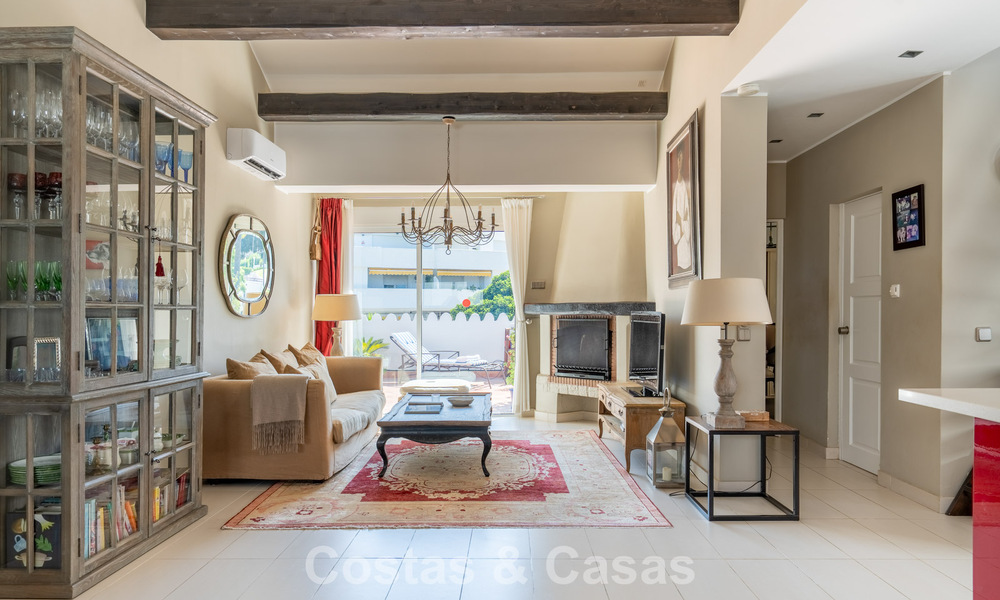 Appartement plein de charme avec accord de Sale-and-Leaseback à vendre à Nueva Andalucía, Marbella 804406