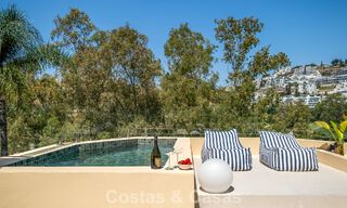 Villa mitoyenne de luxe entièrement rénovée, en première ligne de golf, à vendre à La Quinta, Marbella - Benahavís 804432 
