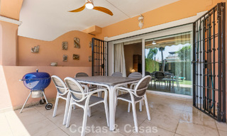 Appartement avec jardin privé à vendre à 50 mètres de la plage sur le New Golden Mile, entre Marbella et Estepona 804509 