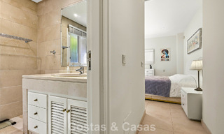 Appartement avec jardin privé à vendre à 50 mètres de la plage sur le New Golden Mile, entre Marbella et Estepona 804524 