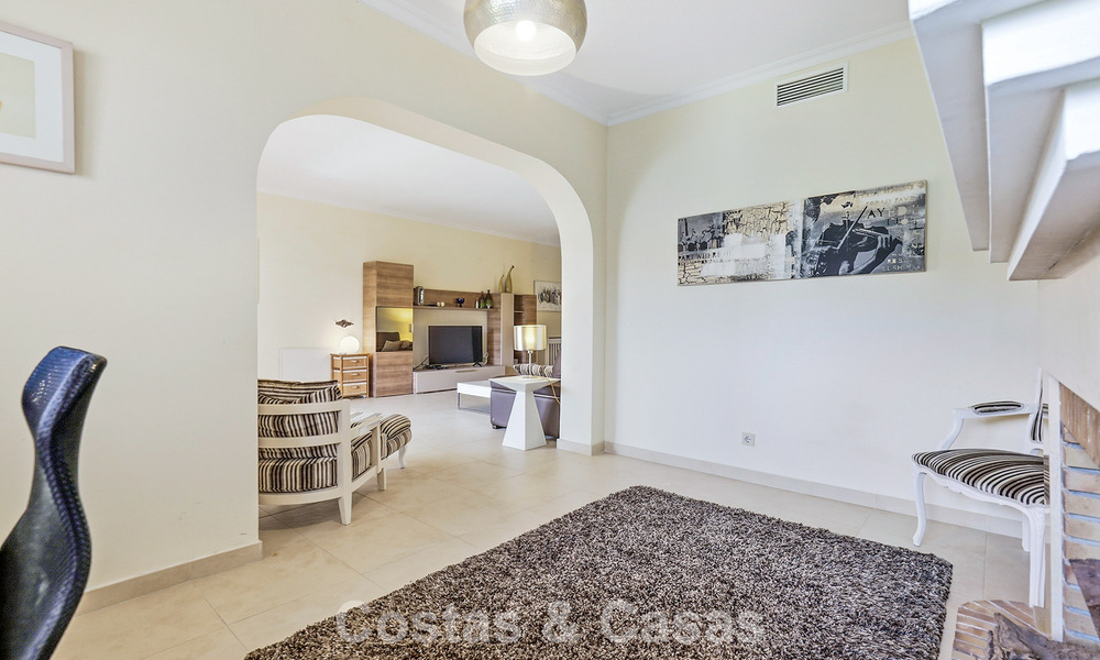 Appartement avec jardin privé à vendre à 50 mètres de la plage sur le New Golden Mile, entre Marbella et Estepona 804532