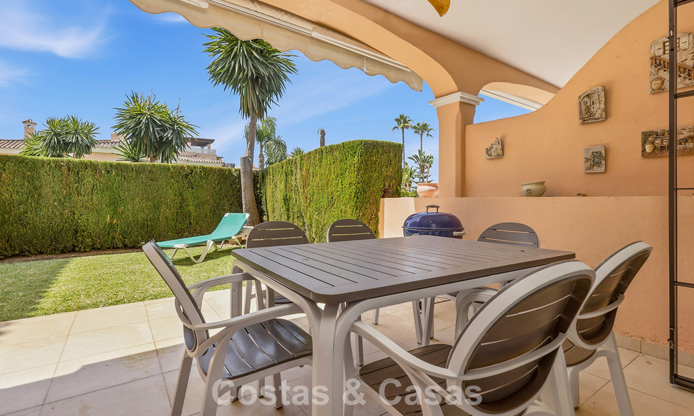 Appartement avec jardin privé à vendre à 50 mètres de la plage sur le New Golden Mile, entre Marbella et Estepona 804542