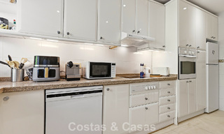 Appartement avec jardin privé à vendre à 50 mètres de la plage sur le New Golden Mile, entre Marbella et Estepona 804554 