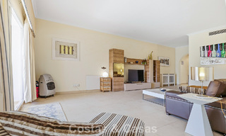 Appartement avec jardin privé à vendre à 50 mètres de la plage sur le New Golden Mile, entre Marbella et Estepona 804557 