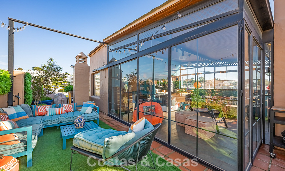 Spacieux penthouse duplex avec spectaculaire toit-terrasse à Vendre à Atalaya, Nouvelle Mille d’Or, Marbella - Estepona 804639
