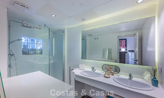 Spacieux penthouse duplex avec spectaculaire toit-terrasse à Vendre à Atalaya, Nouvelle Mille d’Or, Marbella - Estepona 804649 