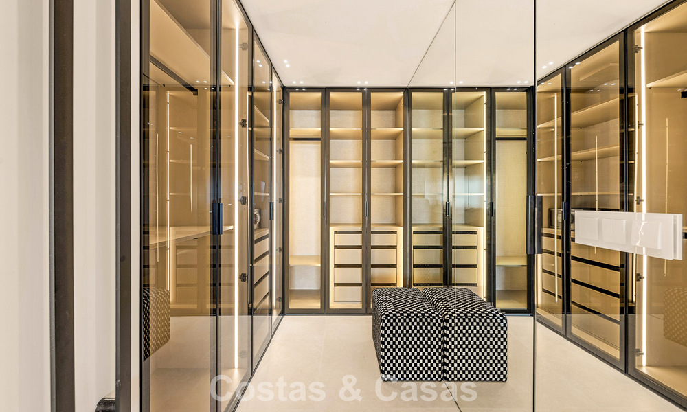 Appartement contemporain rénové avec vue dégagée sur la mer à vendre sur le New Golden Mile, entre Marbella et Estepona 804687