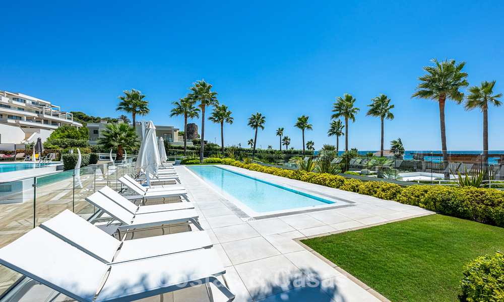 Appartement avec vue sur la mer dans une résidence en première ligne de plage sur la Nouvelle Mille d’Or - Marbella - Estepona 804727