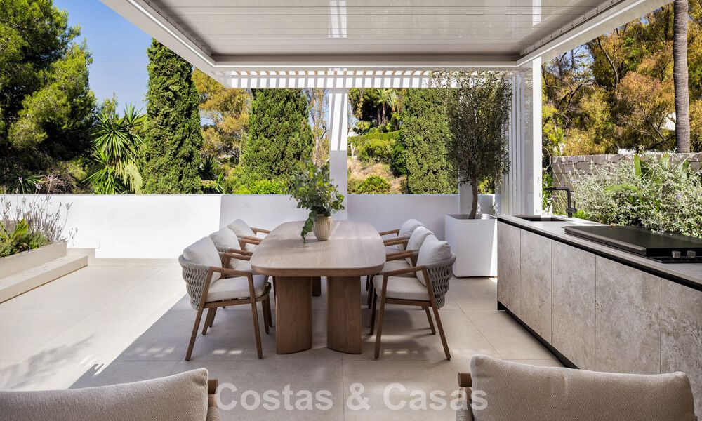 Penthouse duplex de luxe avec superbe toit-terrasse à vendre sur le prestigieux Golden Mile de Marbella 804736