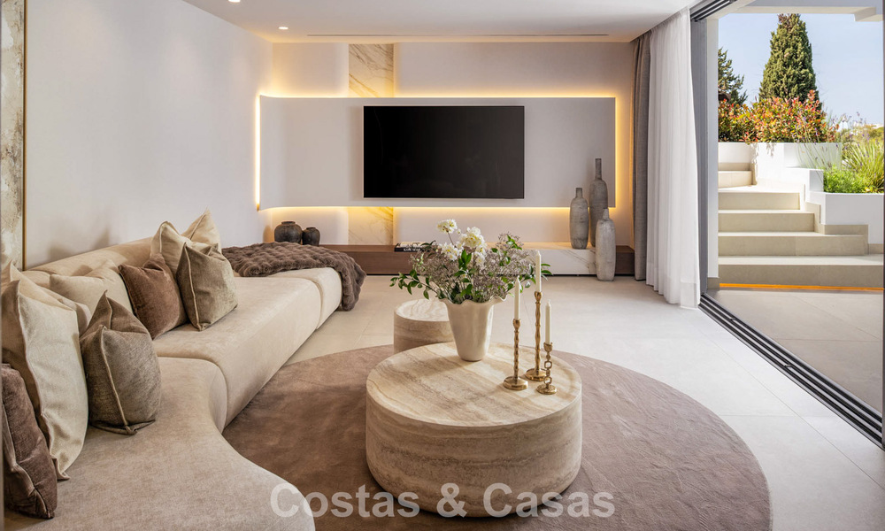Penthouse duplex de luxe avec superbe toit-terrasse à vendre sur le prestigieux Golden Mile de Marbella 804747