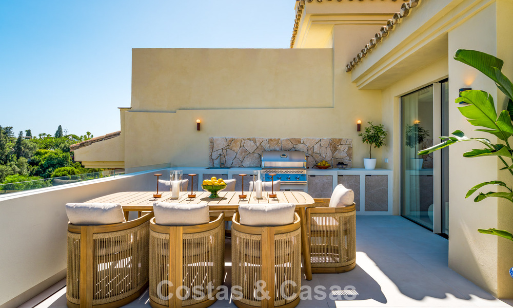 Penthouse luxueux et contemporain rénové avec vue panoramique sur la mer à Sierra Blanca, sur le Golden Mile de Marbella 804805