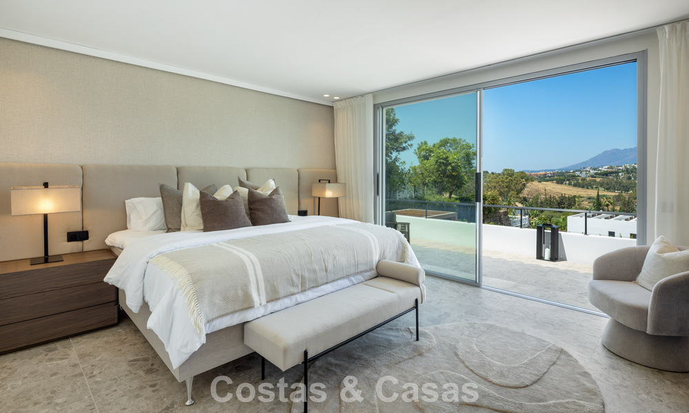 Villa espagnole au design intérieur moderne avec grand jardin à vendre sur la New Golden Mile á Benahavís entre Marbella et Estepona 804856