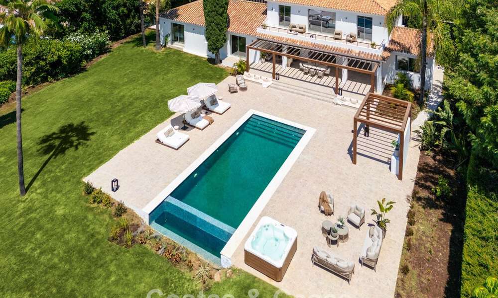 Villa espagnole au design intérieur moderne avec grand jardin à vendre sur la New Golden Mile á Benahavís entre Marbella et Estepona 804875