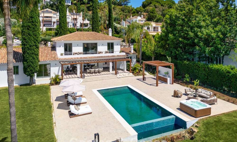Villa espagnole au design intérieur moderne avec grand jardin à vendre sur la New Golden Mile á Benahavís entre Marbella et Estepona 804876