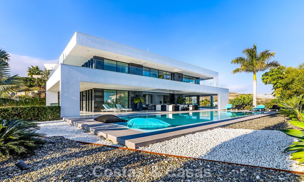 Villa exclusive avec vue panoramique sur la mer à vendre à Los Flamingos, resort de golf 5 étoiles à Marbella - Benahavís 804756