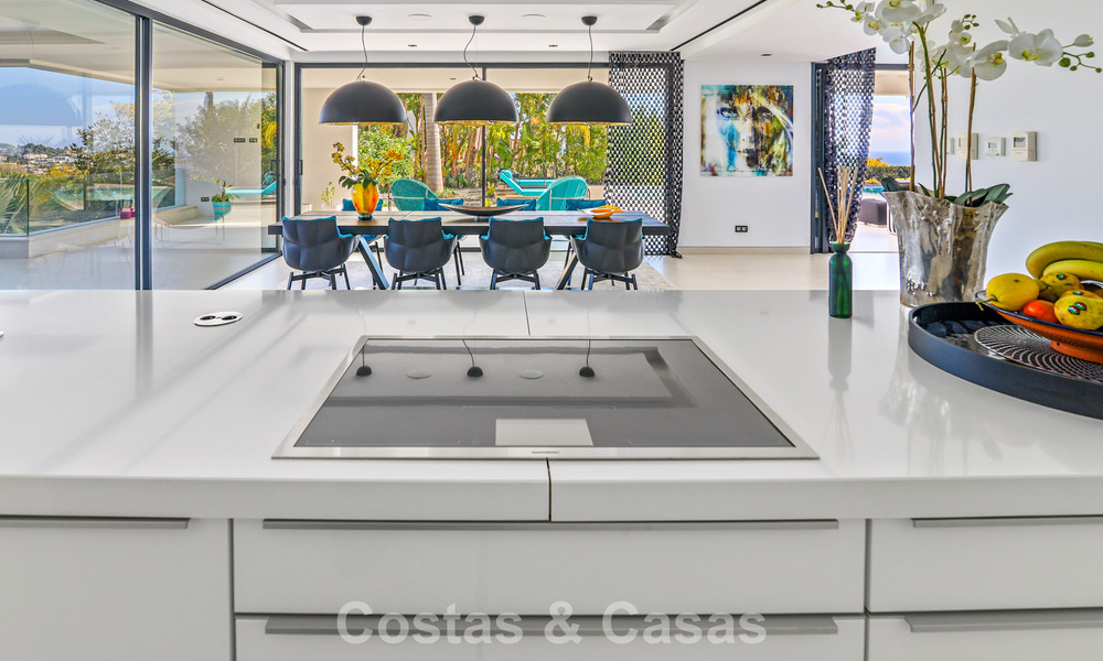 Villa exclusive avec vue panoramique sur la mer à vendre à Los Flamingos, resort de golf 5 étoiles à Marbella - Benahavís 804770